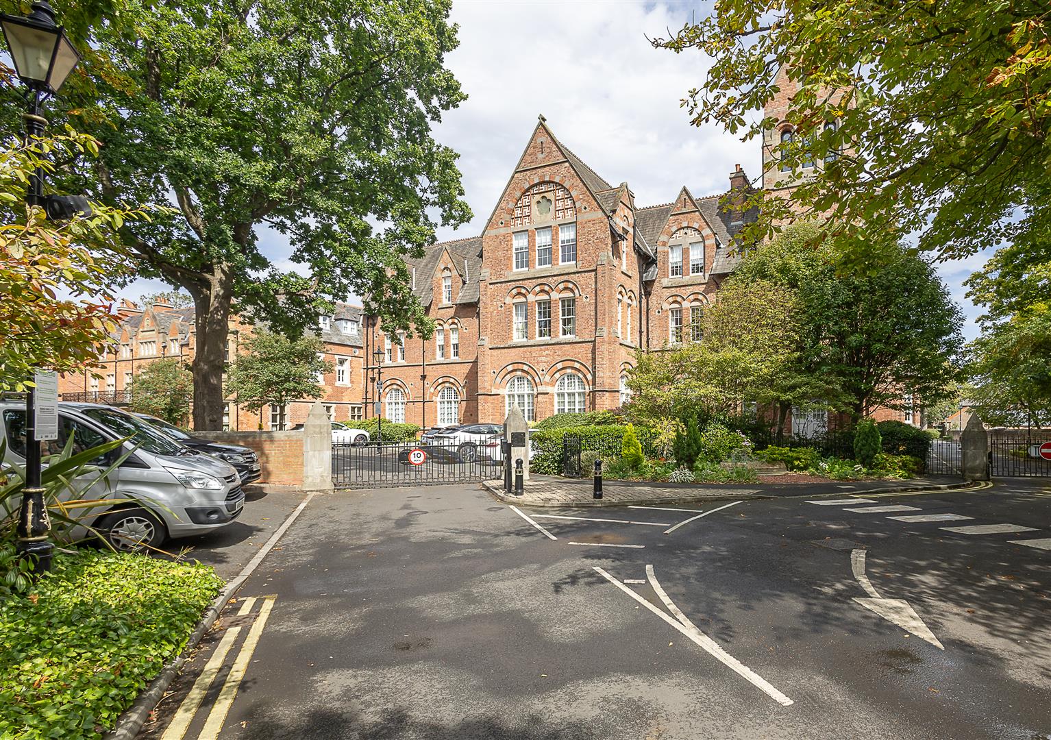 Property Image 16